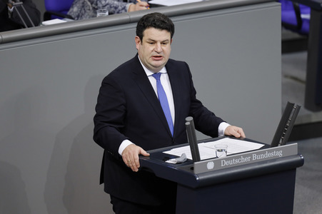 204. Sitzung des Deutschen Bundestages in Berlin