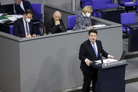 204. Sitzung des Deutschen Bundestages in Berlin