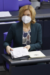 204. Sitzung des Deutschen Bundestages in Berlin