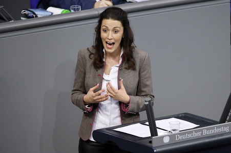 204. Sitzung des Deutschen Bundestages in Berlin