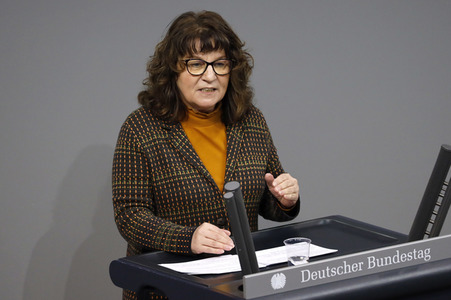 204. Sitzung des Deutschen Bundestages in Berlin