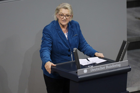 204. Sitzung des Deutschen Bundestages in Berlin