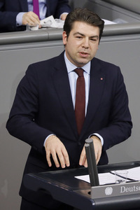 204. Sitzung des Deutschen Bundestages in Berlin