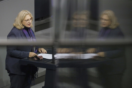 204. Sitzung des Deutschen Bundestages in Berlin