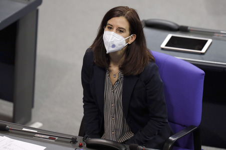 204. Sitzung des Deutschen Bundestages in Berlin