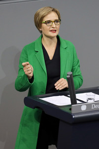 204. Sitzung des Deutschen Bundestages in Berlin