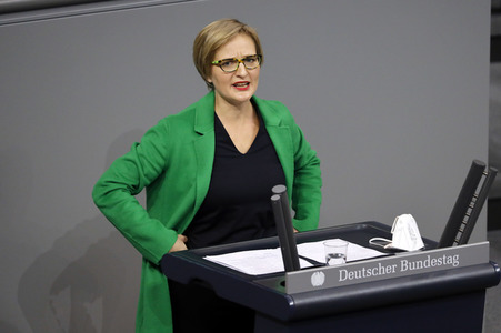 204. Sitzung des Deutschen Bundestages in Berlin