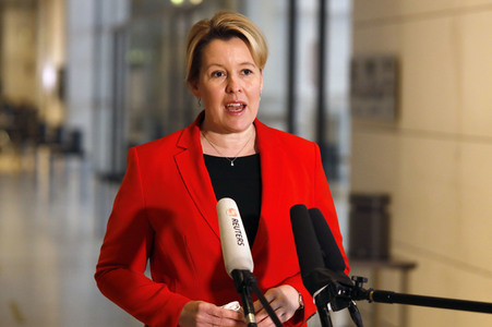 204. Sitzung des Deutschen Bundestages in Berlin