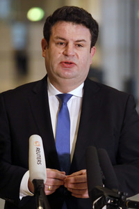 204. Sitzung des Deutschen Bundestages in Berlin