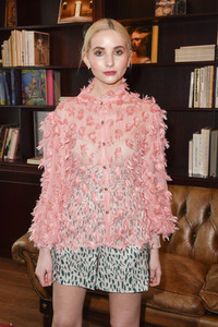 Lana Mueller Couture auf der MBFW Autumn/Winter 2021 in Berlin