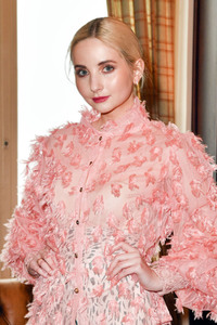 Lana Mueller Couture auf der MBFW Autumn/Winter 2021 in Berlin