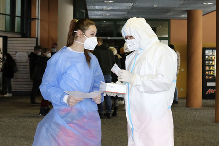 Freiwilliger Corona-Test für Abschlussklässler in Görlitz