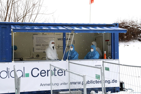 Corona Schnelltest Center auf dem Gelände der Birkenstock Schuhfabrik in Görlitz