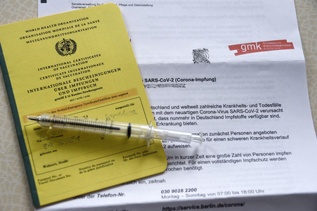 Symbolfoto Impfeinladung