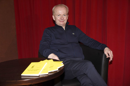 Digitale Buchlesung mit Rüdiger Bach in Haar