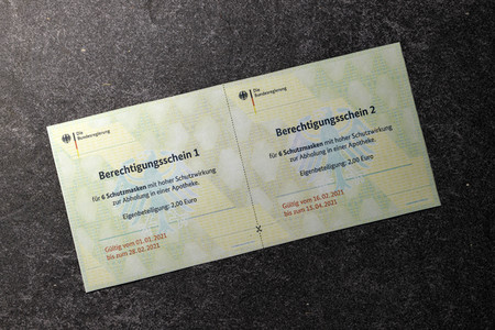 Symbolfoto Berechtigungsschein für FFP2-Masken
