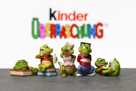 Symbolfoto Überraschungseier-Figuren