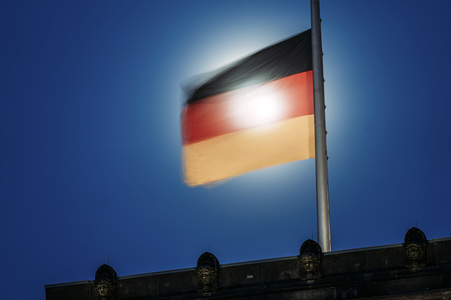 Symbolfoto Trauerbeflaggung