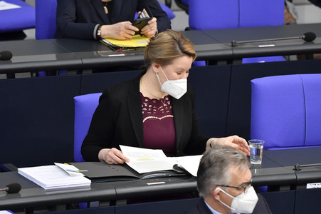 205. Sitzung des Deutschen Bundestages in Berlin