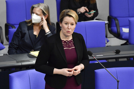 205. Sitzung des Deutschen Bundestages in Berlin