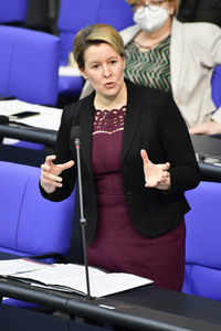 205. Sitzung des Deutschen Bundestages in Berlin