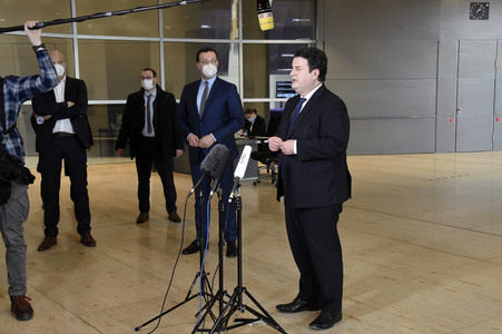 Pressestatement zur Verteilung von FFP2-Masken an Hartz-IV-Empfänger in Berlin