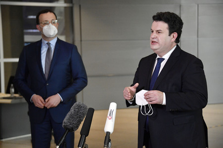 Pressestatement zur Verteilung von FFP2-Masken an Hartz-IV-Empfänger in Berlin