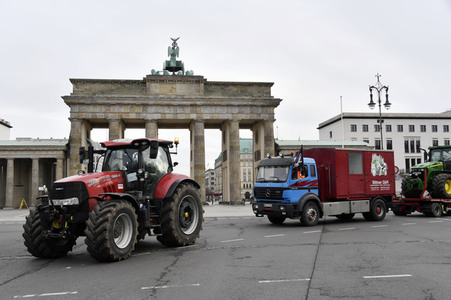 Traktor-Demonstration gegen die Agrarpoiltik der Bundesregierung in Berlin