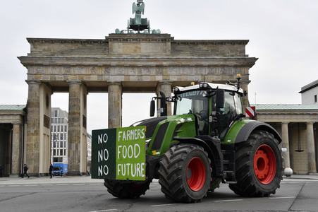 Traktor-Demonstration gegen die Agrarpoiltik der Bundesregierung in Berlin