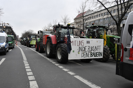 Traktor-Demonstration gegen die Agrarpoiltik der Bundesregierung in Berlin