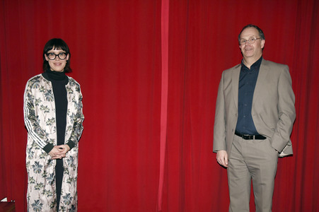 Digitales Kabarett mit Eva Karl-Faltermeier in Haar