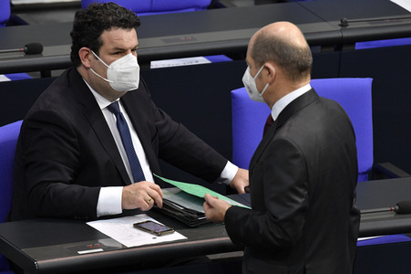 206. Sitzung des Deutschen Bundestages in Berlin