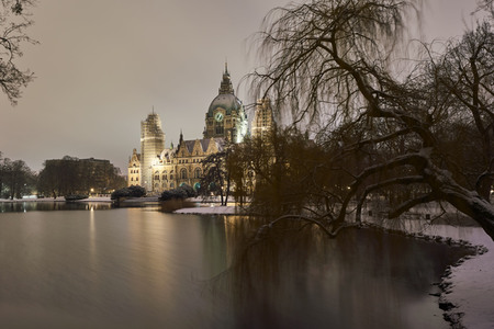 Wintermorgen im Maschpark in Hannover