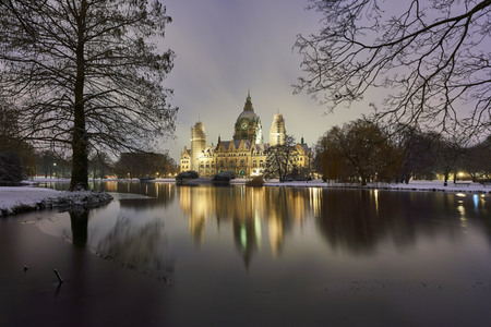 Wintermorgen im Maschpark in Hannover