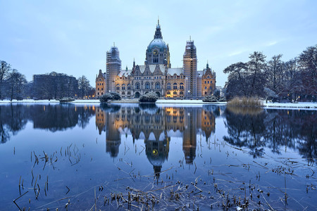 Wintermorgen im Maschpark in Hannover