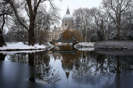 Wintermorgen im Maschpark in Hannover
