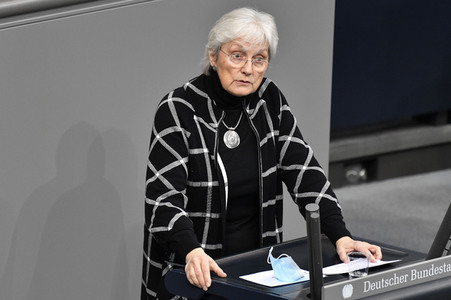 207. Sitzung des Deutschen Bundestages in Berlin