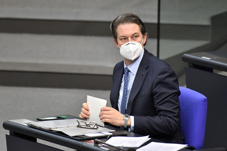 207. Sitzung des Deutschen Bundestages in Berlin