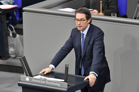 207. Sitzung des Deutschen Bundestages in Berlin