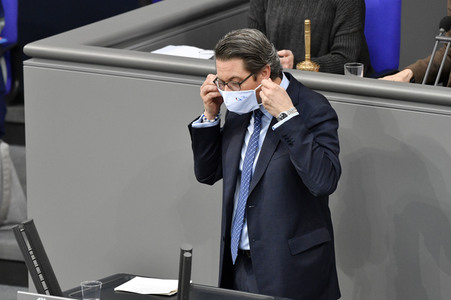 207. Sitzung des Deutschen Bundestages in Berlin