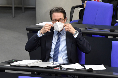 207. Sitzung des Deutschen Bundestages in Berlin