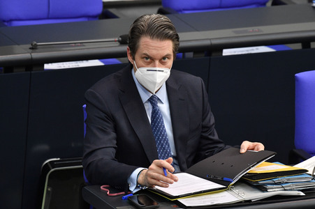 207. Sitzung des Deutschen Bundestages in Berlin