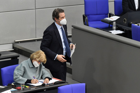 207. Sitzung des Deutschen Bundestages in Berlin