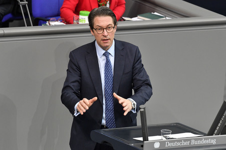 207. Sitzung des Deutschen Bundestages in Berlin