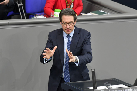 207. Sitzung des Deutschen Bundestages in Berlin