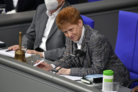 207. Sitzung des Deutschen Bundestages in Berlin