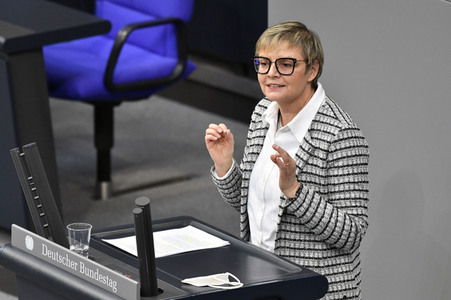 207. Sitzung des Deutschen Bundestages in Berlin