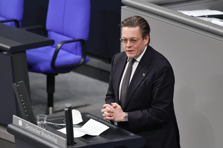 207. Sitzung des Deutschen Bundestages in Berlin