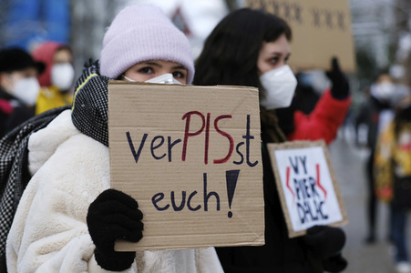 Demonstration gegen das polnische Abtreibungsgesetz in Berlin