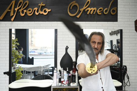 Hairdresser Alberto Olmedo in Madrid